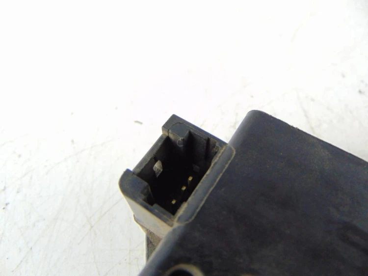 ZAMEK KLAPY BAGAŻNIKA CITROEN C3 I (2002-2005) 1.4 8V 9646091580