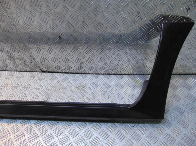 LISTWA PROGOWA PRAWA RENAULT KOLEOS (2008-2013) 2.0 DCI