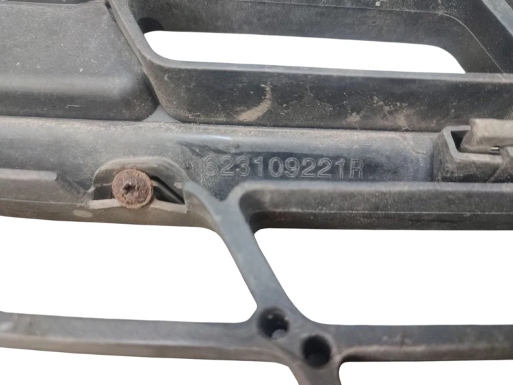 ATRAPA GRILL RENAULT TRAFIC III LIFT (2019-2021) 1.6 DCI 90KM