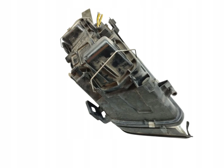 LAMPA PRAWY PRZÓD AUDI A6 C5 (1997-2001) 1.8 T 150KM 08-141-1102R