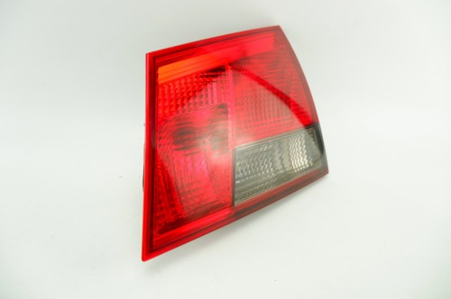 LAMPA PRAWY TYŁ W KLAPE OPEL VECTRA C LIFT (2005-2008) 1.9 CDTI 150KM 24469