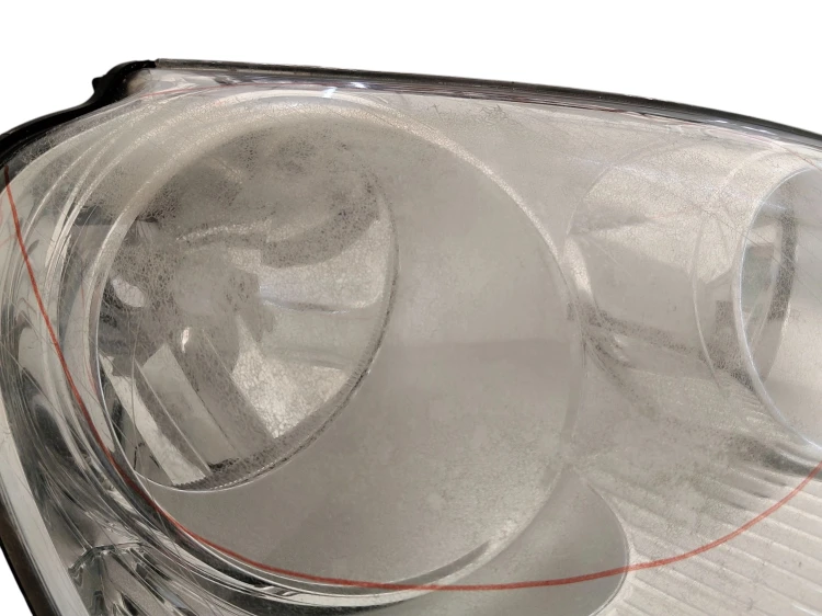LAMPA PRAWY PRZÓD VOLKSWAGEN GOLF V (2003-2009) 1.6 8V 102KM 1K6941006R