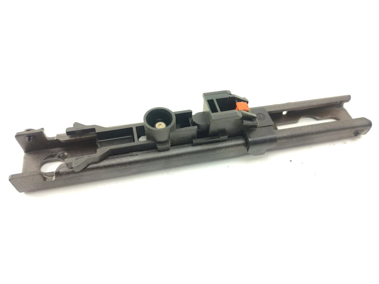 SUWAK REGULACJI PASA LEWY PRZÓD PEUGEOT 207 LIFT (2009-2012) 1.6 VTI 120KM