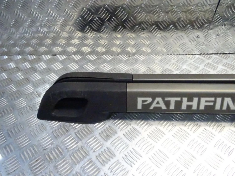 RELINGI DACHOWE NISSAN PATHFINDER (2005-)