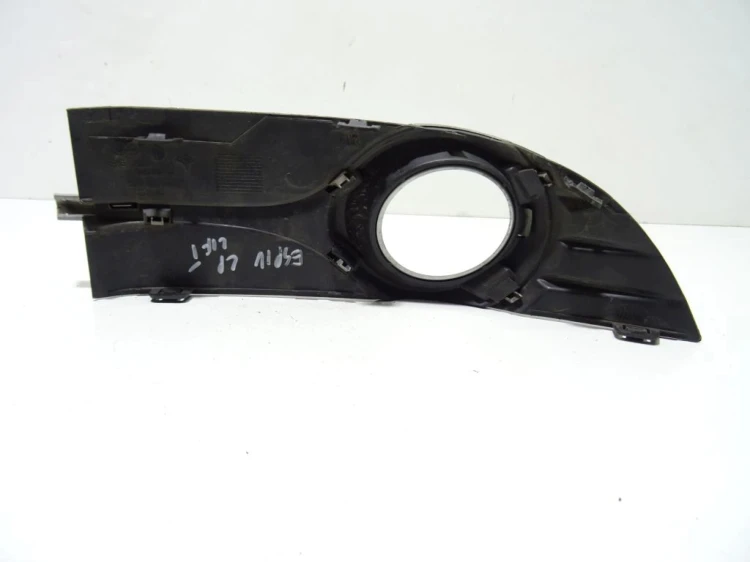 KRATKA ZDERZAKA HALOGENU LEWA RENAULT ESPACE IV LIFT (2006-2014)