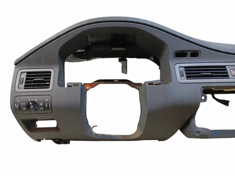 DESKA ROZDZIELCZA VOLVO V70 III (2007-2013) 2.0 16V 145KM