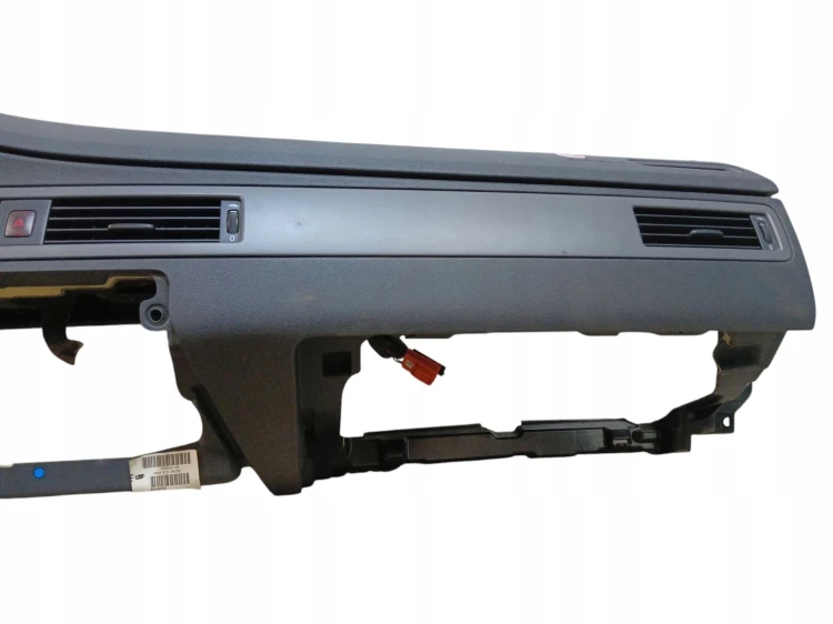 DESKA ROZDZIELCZA VOLVO V70 III (2007-2013) 2.0 16V 145KM
