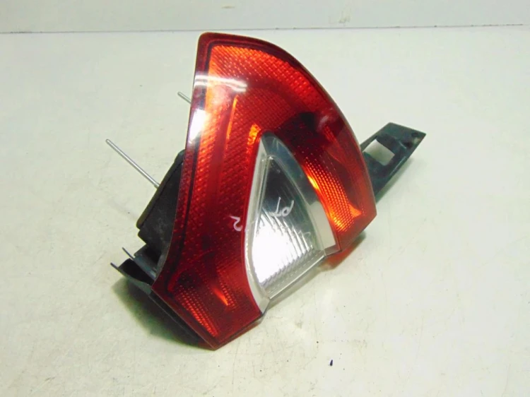 LAMPA PRAWY TYŁ FORD GALAXY II LIFT (2010-2015) 1.8 TDCI