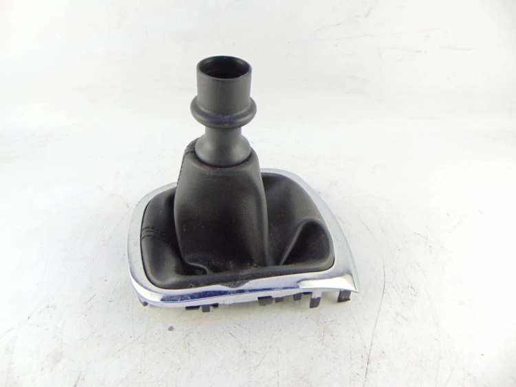 MIESZEK RENAULT MEGANE III LIFT 14- 1.5 DCI 969350023R