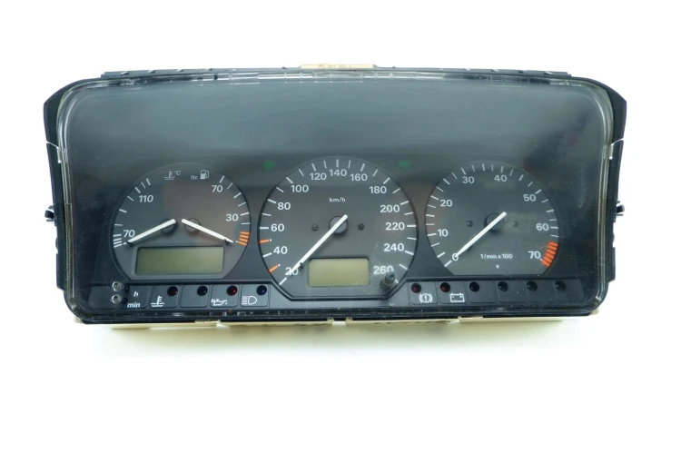 LICZNIK VOLKSWAGEN PASSAT B4 2.0 16V 3A0919033G
