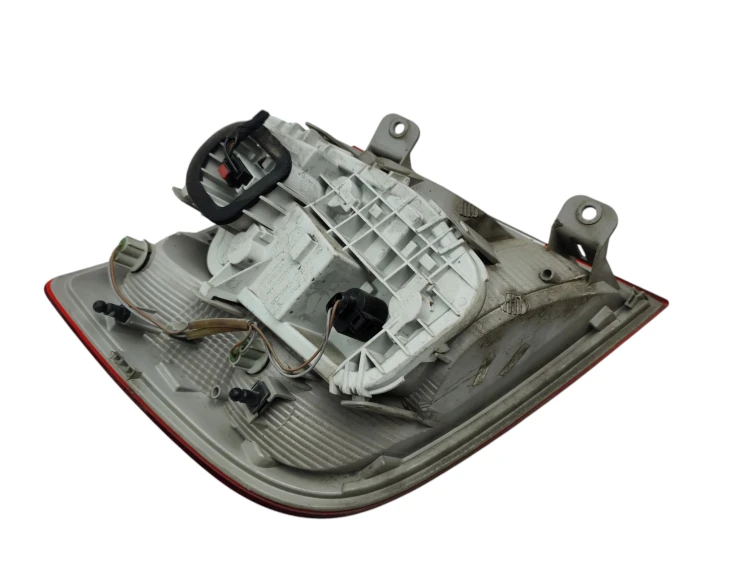 LAMPA PRAWY TYŁ SKODA RAPID (2012-2017) 1.2 TSI 105KM