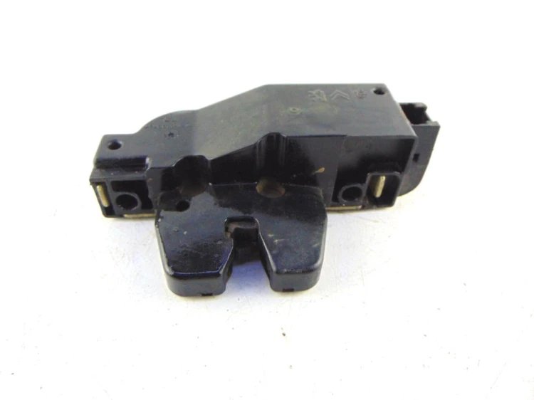 ZAMEK KLAPY BAGAŻNIKA PEUGEOT 307 (2001-2005) 2.0 HDI 9646091580