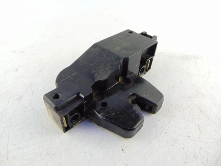 ZAMEK KLAPY BAGAŻNIKA PEUGEOT 307 (2001-2005) 2.0 HDI 9646091580