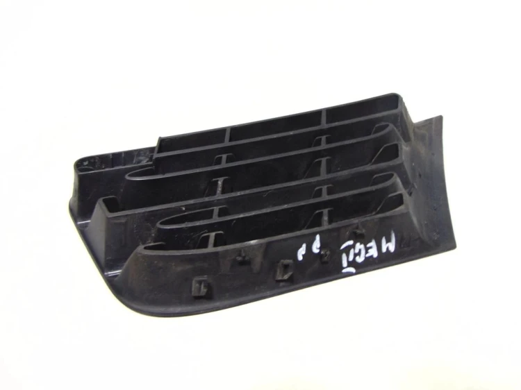 KRATKA ZDERZAKA PRAWA RENAULT MEGANE II LIFT (2005-2008)