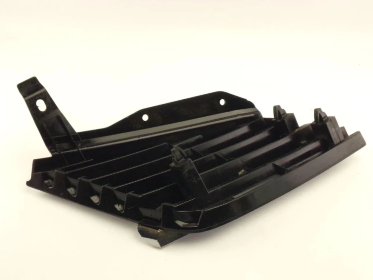 KRATKA ZDERZAKA LEWA NISSAN PRIMERA P12 1.8 16V 62330AU300