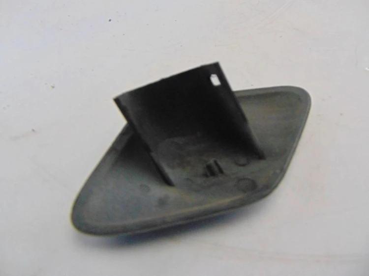 ZAŚLEPKA SPRYSKIWACZA XENON PRAWA RENAULT ESPACE IV LIFT (2006-2014) 820056