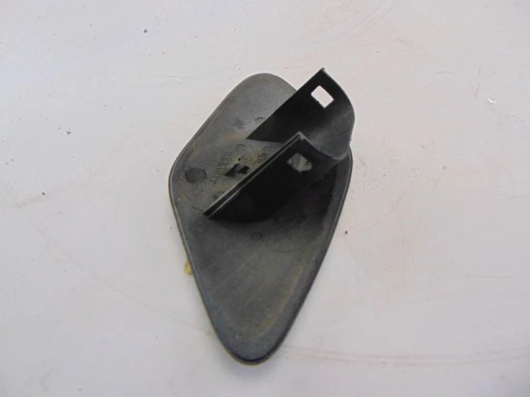 ZAŚLEPKA SPRYSKIWACZA XENON PRAWA RENAULT ESPACE IV LIFT (2006-2014) 820056