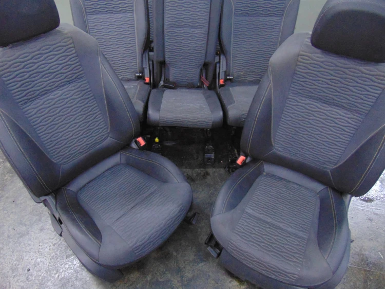 FOTELE KOMPLET OPEL ZAFIRA C (2012-2019) 2.0 CDTI 130