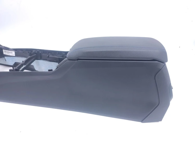TUNEL ŚRODKOWY PODŁOKIETNIK BMW 2 F44 GRAN COUPE (2019-) 1.5 T 140KM 682355