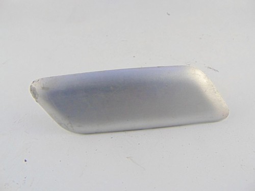 ZAŚLEPKA SPRYSKIWACZA XENON PRAWA RENAULT LAGUNA III (2007-) 2.0 DCI