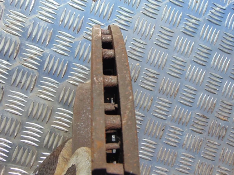 TARCZE HAMULCOWE PRZÓD CITROEN NEMO 1.4 HDI