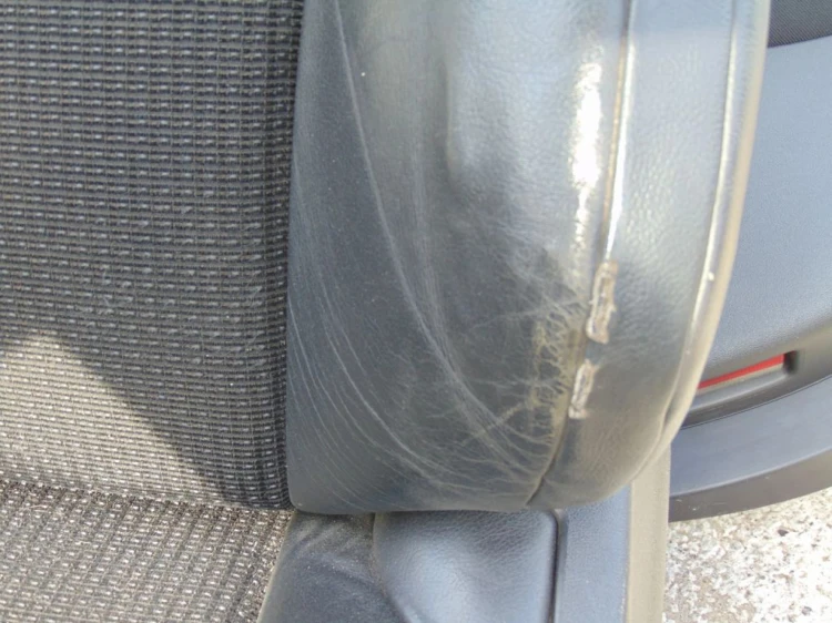 FOTELE KOMPLET CITROEN C5 III (2008 -) 3.0 HDI V6