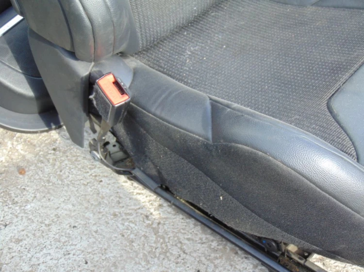 FOTELE KOMPLET CITROEN C5 III (2008 -) 3.0 HDI V6