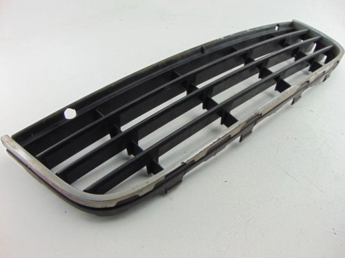 KRATKA ZDERZAKA VOLKSWAGEN GOLF V 2.0 TDI
