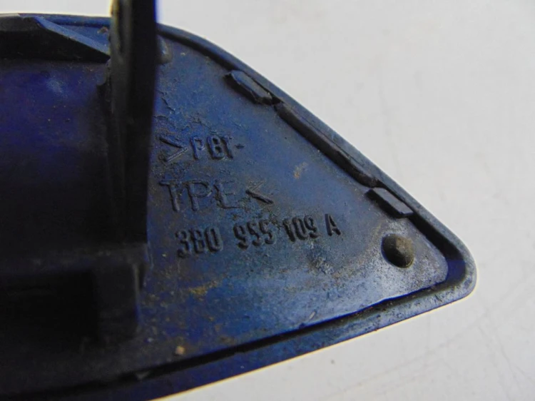 ZAŚLEPKA SPRYSKIWACZA XENON LEWA VOLKSWAGEN PASSAT B5 1.8 20v 3B0955109A
