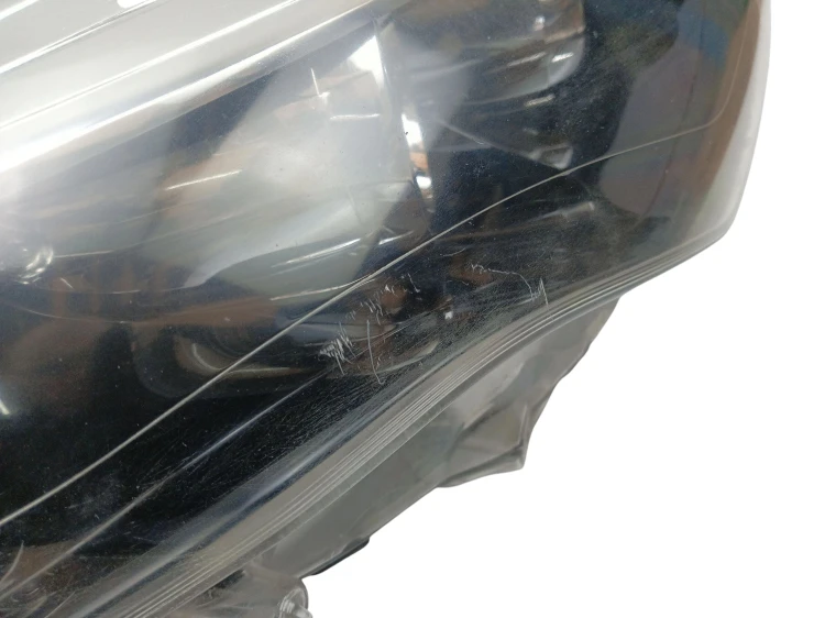 LAMPA PRAWY PRZÓD RENAULT LAGUNA III LIFT (2010-2015) 2.0 DCI 173KM 2601002