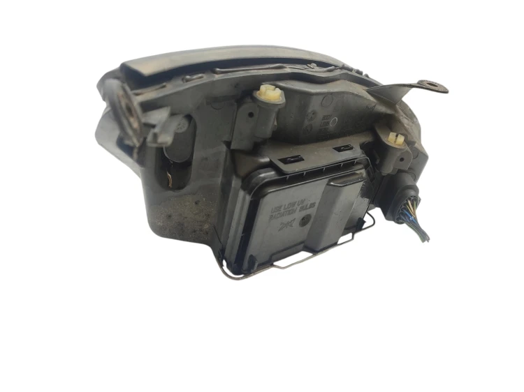 LAMPA LEWY PRZÓD FORD FOCUS MK1 LIFT (2001-2004) 2.0 16V 173KM
