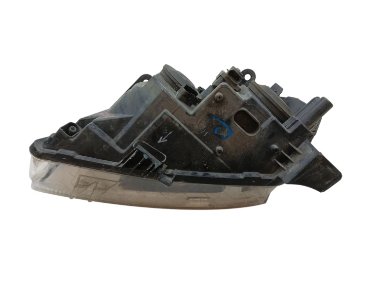 LAMPA PRAWY PRZÓD NISSAN QASHQAI J10 (2007-2009) 1.5 DCI 106KM 26010-JD90A