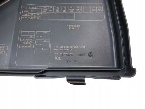 OBUDOWA BEZPIECZNIKÓW NISSAN QASHQAI J12 (2021-2024) 1.3 DIG-T 140KM 284B96