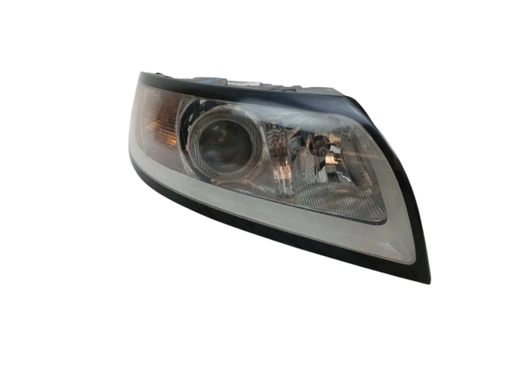 LAMPA PRAWY PRZÓD VOLVO V50 LIFT (2007-2012) 2.0 D 136KM 30763034