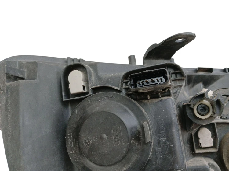 LAMPA LEWY PRZÓD DACIA SANDERO II LIFT (2016-2020) 1.0 SCE 73KM 260605665R