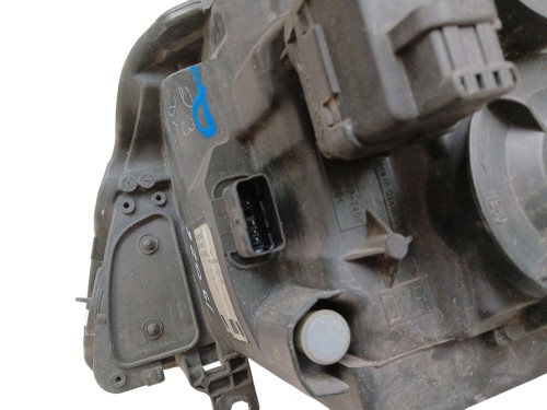 LAMPA PRAWY PRZÓD RENAULT MODUS (2004-2007) 1.5 DCI 86KM 8200301831