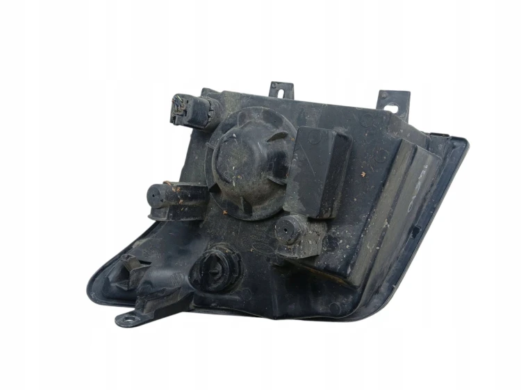 LAMPA PRAWY PRZÓD FORD TOURNEO CONNECT (2002-2013) 1.8 TDCI 90KM