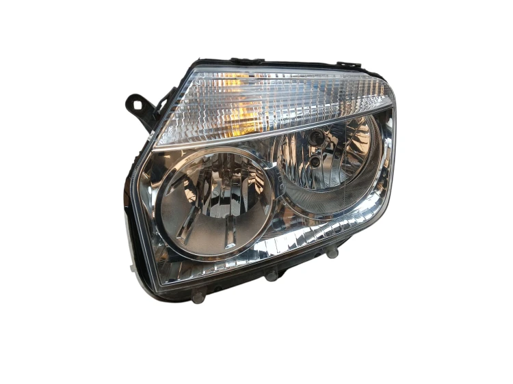 LAMPA LEWY PRZÓD DACIA DUSTER I (2010-2013) 1.6 16V 105KM