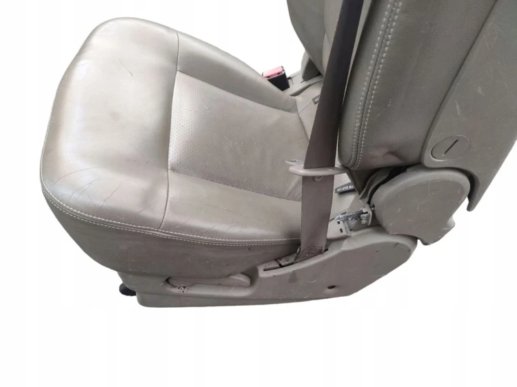 FOTEL TYŁ ŚRODKOWY RENAULT ESPACE IV (2003-2006) 1.9 DCI 116KM