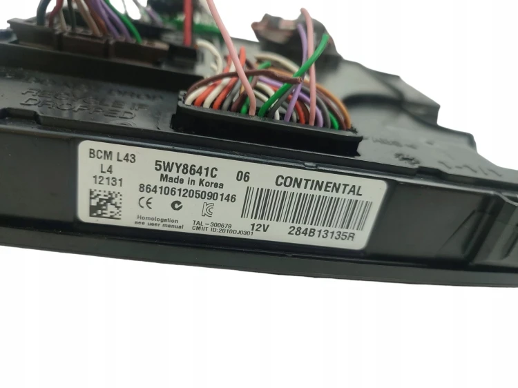 MODUŁ BCM RENAULT LATITUDE (2010-2013) 2.0 DCI 173KM 284B13135R