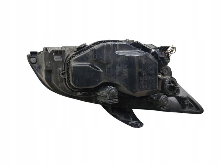 LAMPA LEWY PRZÓD FORD FOCUS MK2 (2004-2007) 1.6 16V 100KM 4M51-13K060-BA