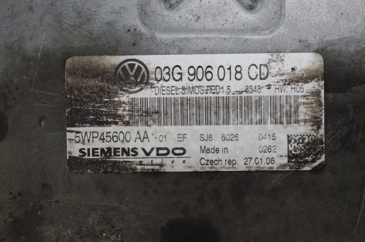 KOMPUTER STEROWNIK SILNIKA VOLKSWAGEN PASSAT B6 03G906018CD