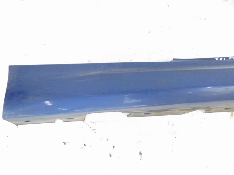 LISTWA PROGOWA PRAWA BMW E81 LIFT(2007-2011) 2.0 D