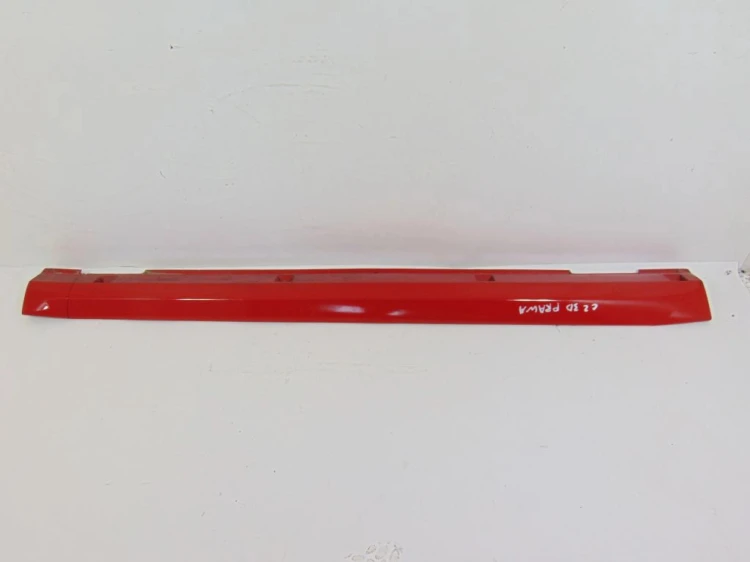LISTWA NAKŁADKA PROGU PRAWA CITROEN C2 (2003-2009) 1.4 BENZ