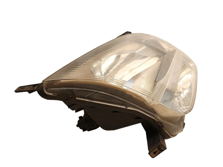 LAMPA PRAWY PRZÓD SUZUKI IGNIS II (2003-2008) 1.3 DDIS 70KM
