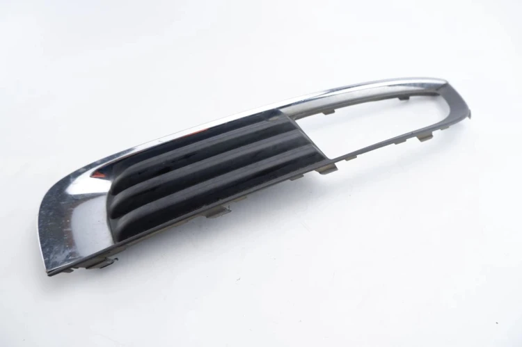 KRATKA ZDERZAKA HALOGENU PRAWA OPEL INSIGNIA (2008-2017) 2.0 CDTI 160 13238