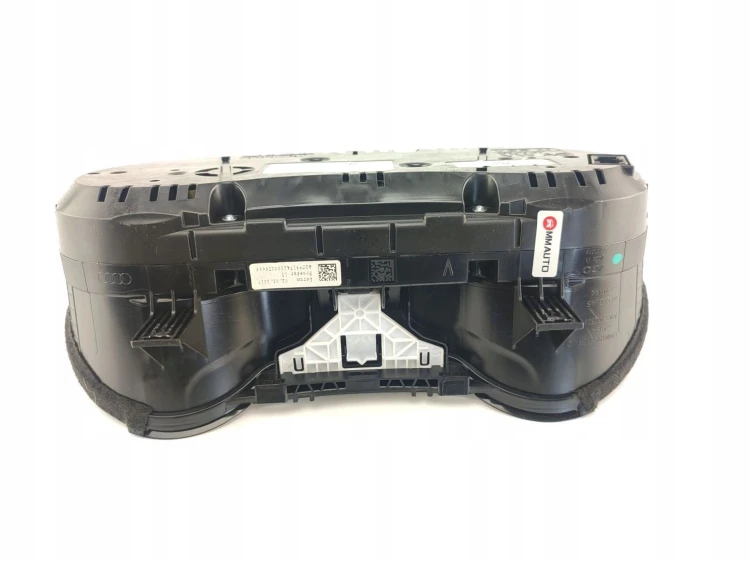 LICZNIK AUDI A3 8V LIFT (2016-2020) 1.0 TFSI 115KM 8V0920972J