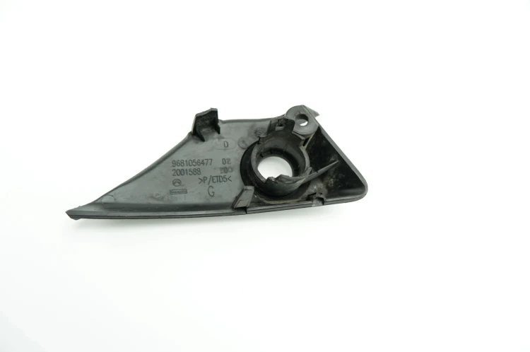 KRATKA ZDERZAKA LEWA CITROEN C5 III LIFT 9681056477