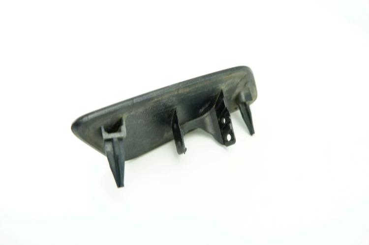 ZAŚLEPKA SPRYSKIWACZA XENON LEWA AUDI A6 C6 LIFT(2008-2011) 3.0 TDI 4F09552