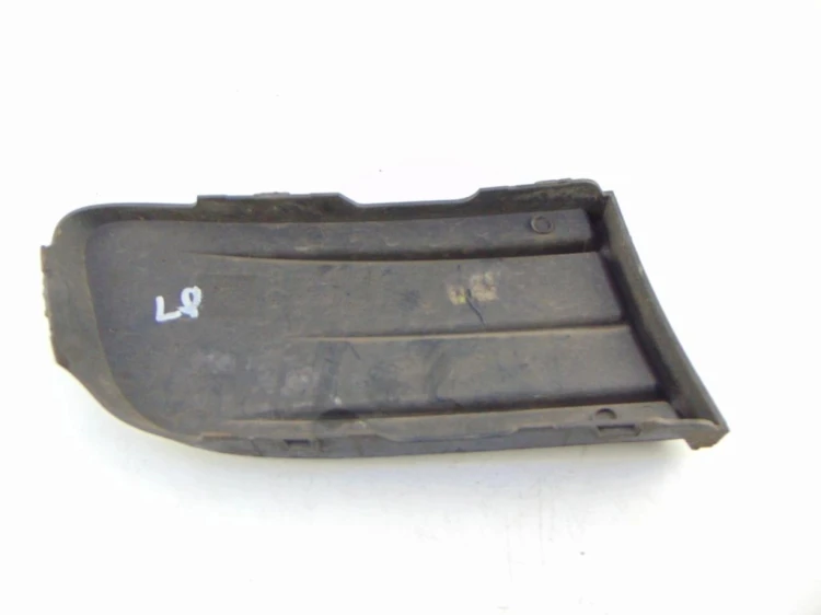 KRATKA ZDERZAKA LEWA SKODA OCTAVIA II 1Z0807367